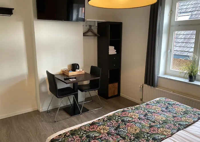 De Hofnar Bed & Breakfast 3*